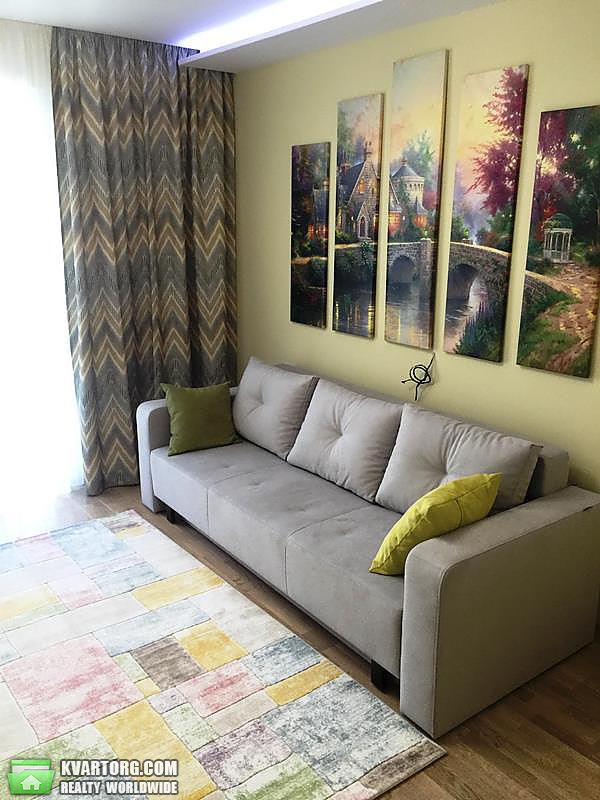 Rent out 3-room apartment. Киев,  Гарматная — photo 7