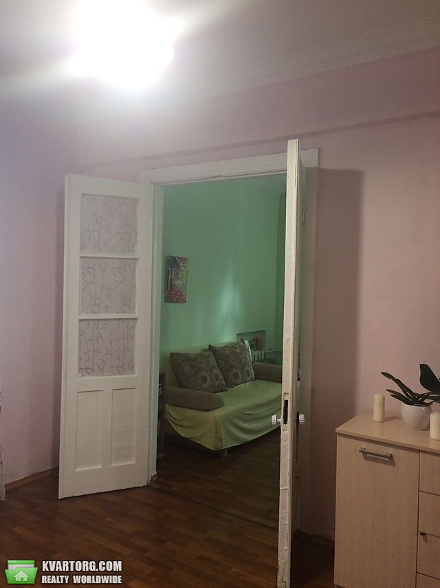 Rent out 2-room apartment. Днепропетровск,  Московская — photo 1