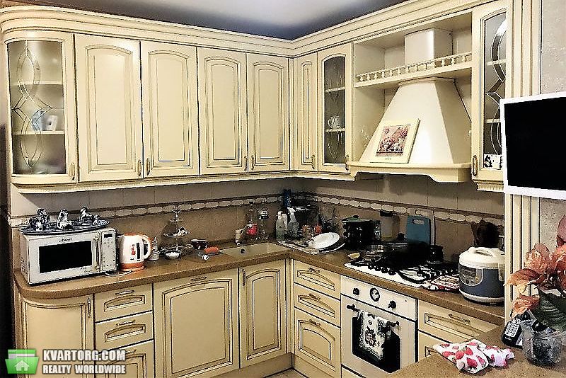Sell 3-room apartment. Киев, Введенская — photo 1