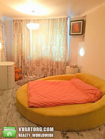 Rent out 2-room apartment. Киев,  Механизаторов — photo 1