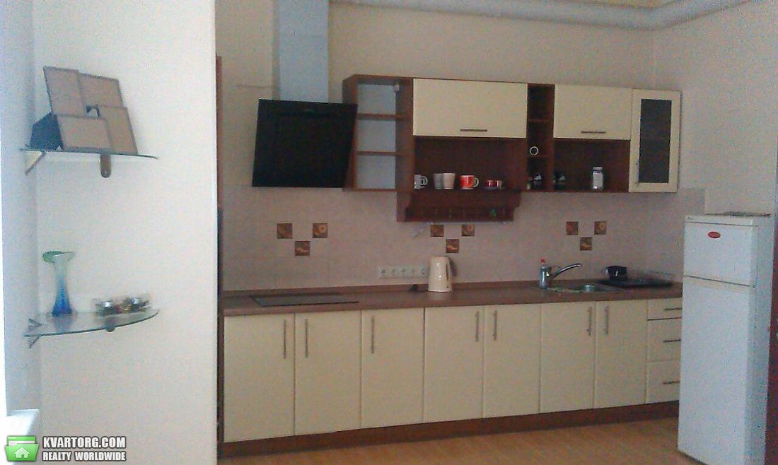 Rent out 2-room apartment. Киев,  Антоновича — photo 6