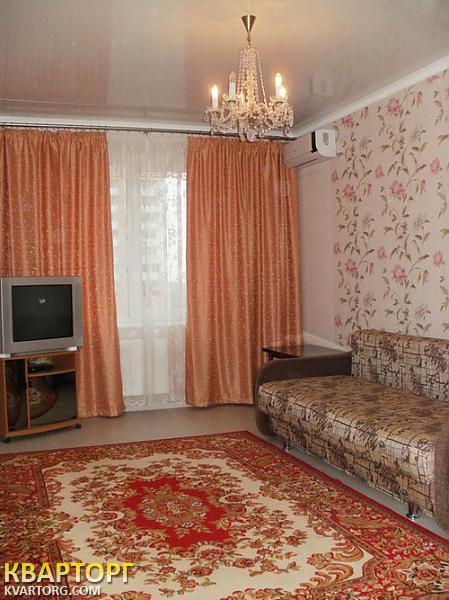 Sell 2-room apartment. Киев,  Народного ополчения — photo 2
