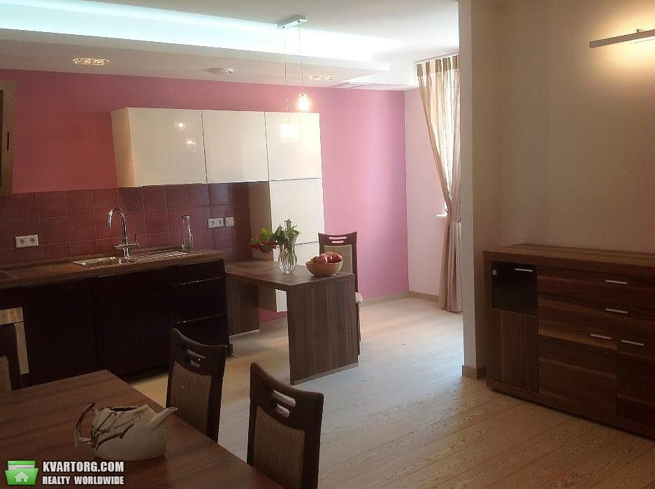 Rent out 3-room apartment. Киев, Деловая — photo 2