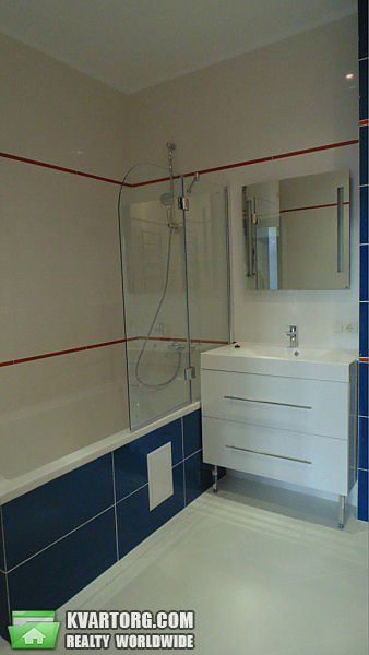 Rent out 2-room apartment. Киев,  Сечевых Стрельцов — photo 9