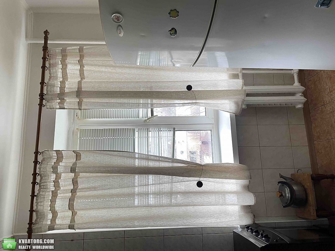 Rent out 2-room apartment. Киев,  Татарская — photo 3