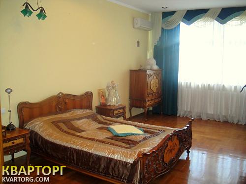 Rent out 5-room apartment. Киев,  Павловская — photo 2
