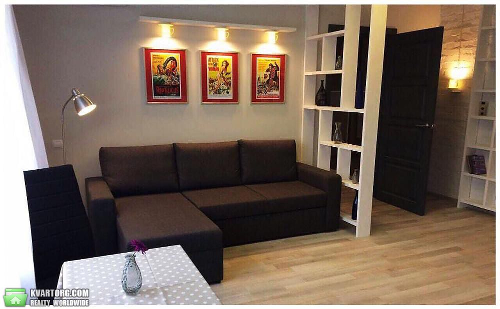 Rent out 2-room apartment. Киев,  Леси Украинки бул — photo 1