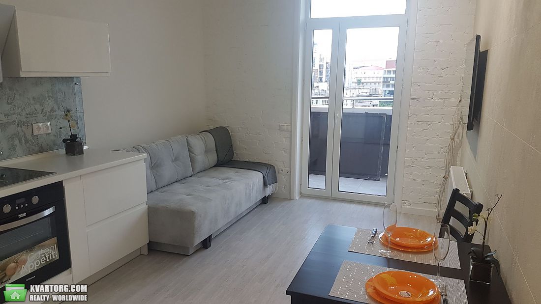 Rent out 1-room apartment. Киев,  Саперное поле — photo 3