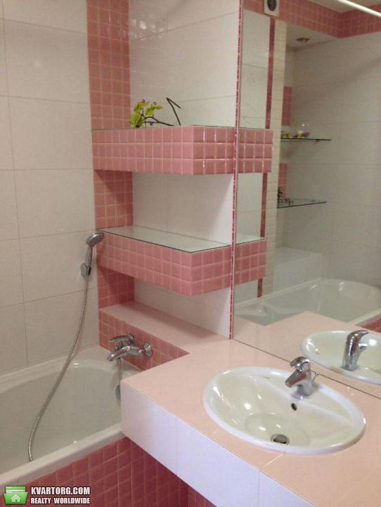 Rent out 2-room apartment. Киев,  Черновола — photo 9