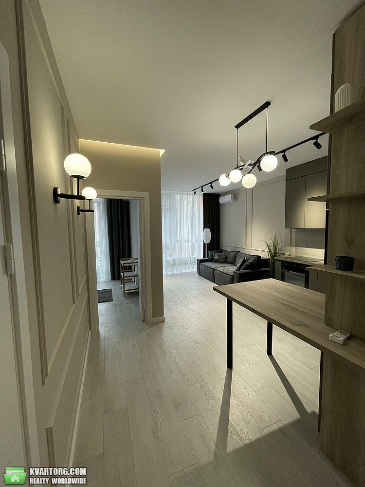 Rent out 2-room apartment. Киев,  Предславинская — photo 10