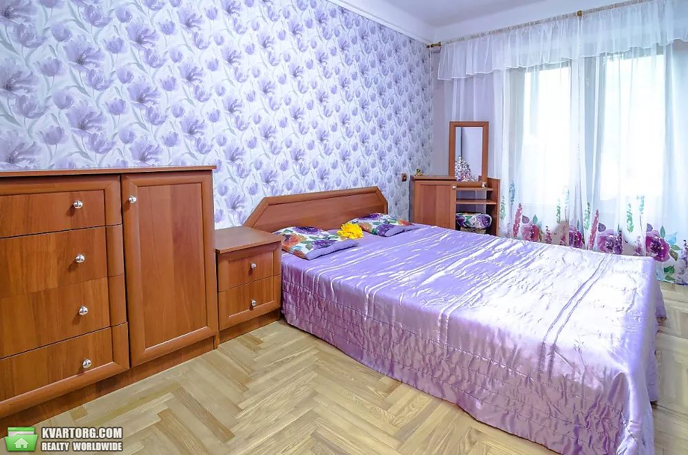 Rent out 3-room apartment. Киев, Жмеренская — photo 3