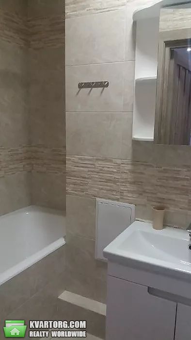 Rent out 3-room apartment. Киев,  Лебедева-Кумача — photo 7