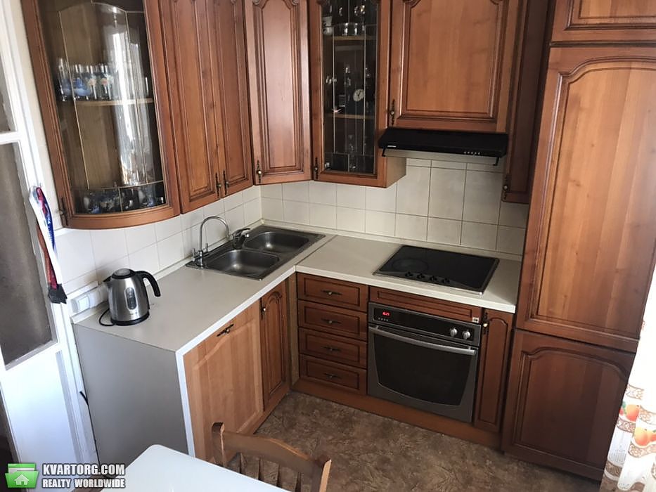 Sell 4-room apartment. Киев,  Порика — photo 1