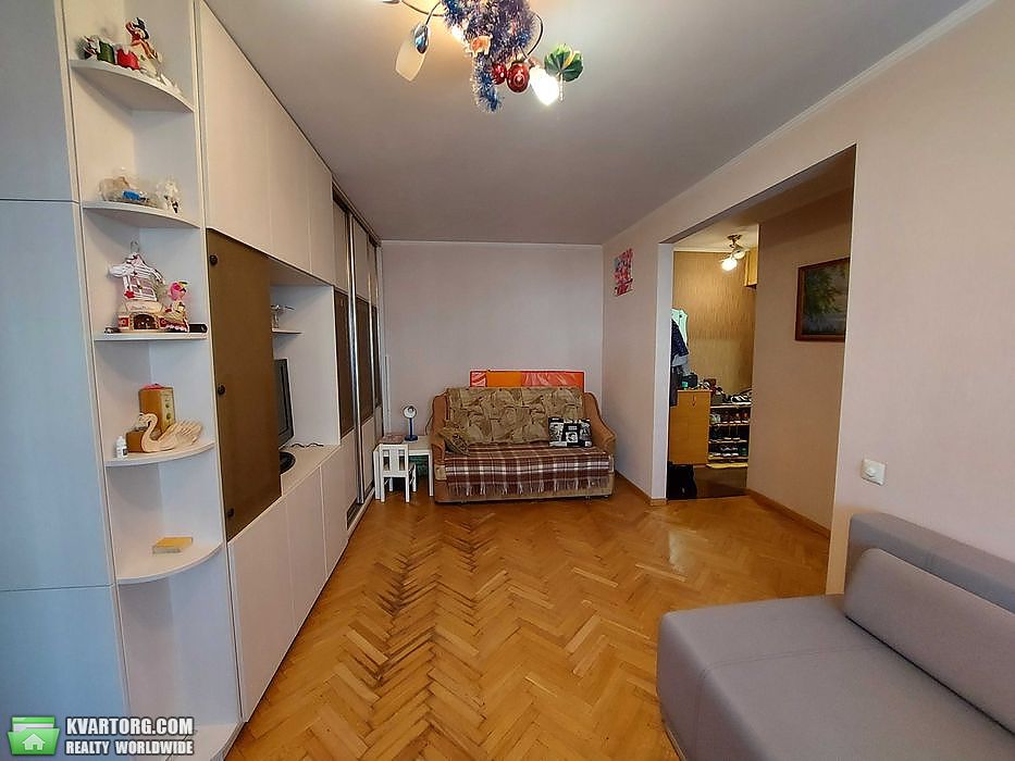 Sell 2-room apartment. Киев,  Стражеско — photo 2