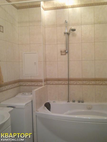 Rent out 3-room apartment. Киев,  Гарматная — photo 6