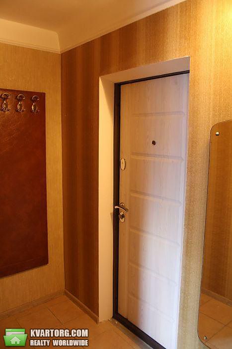 Rent out 1-room apartment. Киев,  Бучмы — photo 3