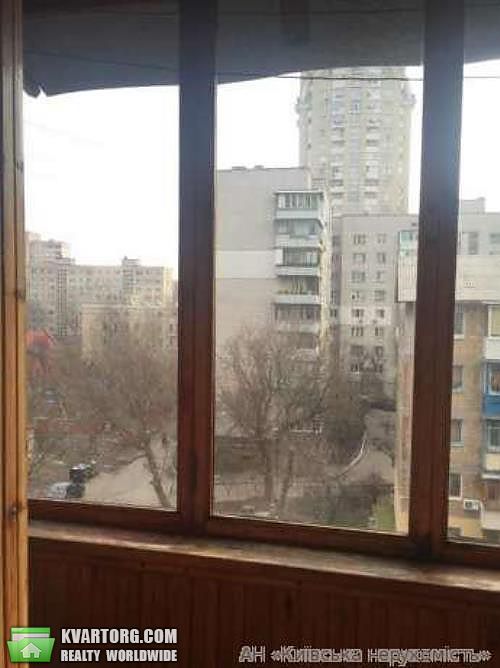Sell 2-room apartment. Киев,  Вышгородская — photo 9