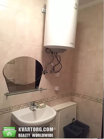 Rent out 1-room apartment. Киев, Ващенко — photo 4