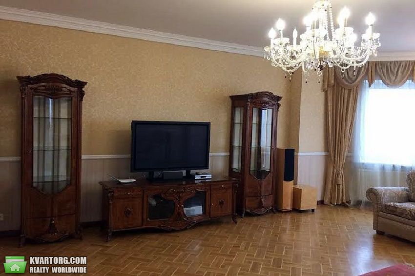Rent out 3-room apartment. Киев,  Лескова — photo 2