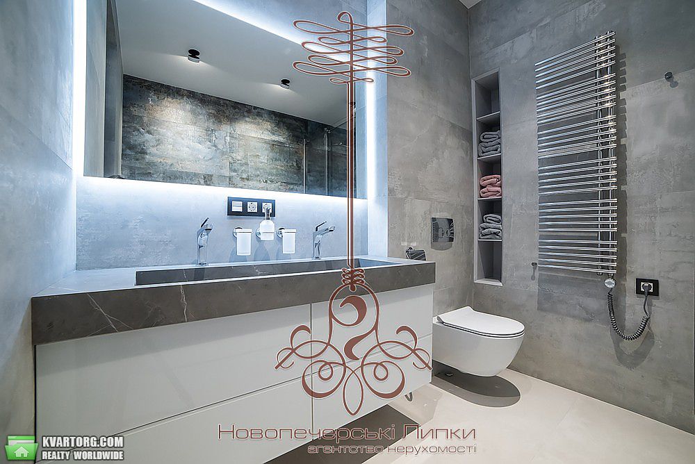 Sell 5-room apartment. Киев,  Драгомирова — photo 10