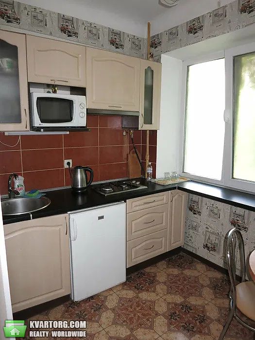 Sell 1-room apartment. Киев,  Брюллова — photo 4