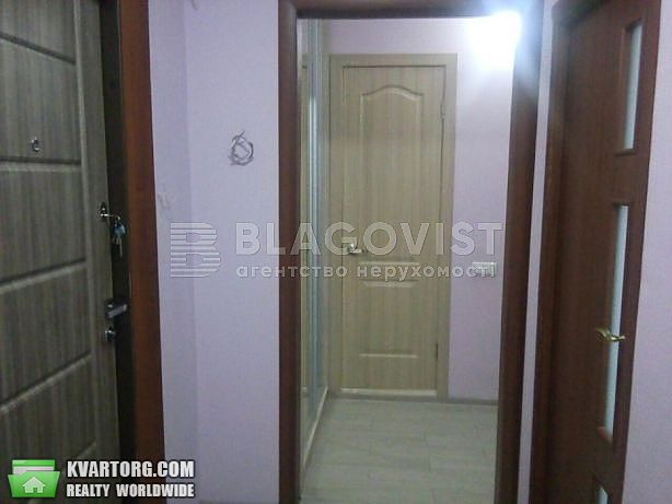 Rent out 2-room apartment. Киев,  Гайдай — photo 6