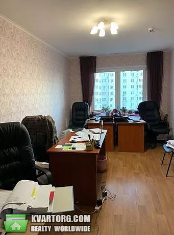 Rent out 3-room apartment. Киев, Елизаветы Чадар — photo 1