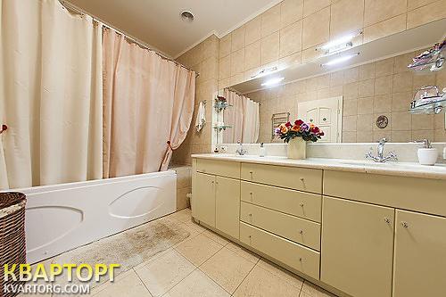 Sell 4-room apartment. Киев,  Старонаводницкая — photo 5