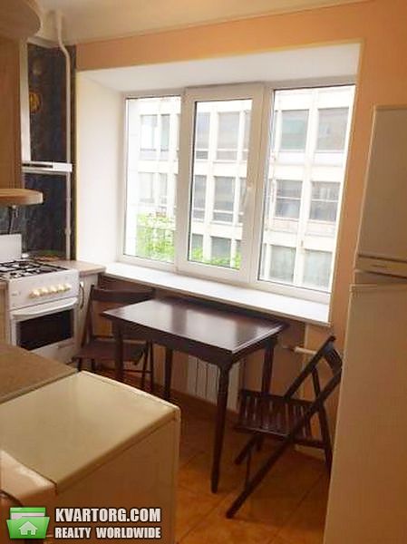 Rent out 2-room apartment. Киев,  Воздухофлотский пр — photo 2