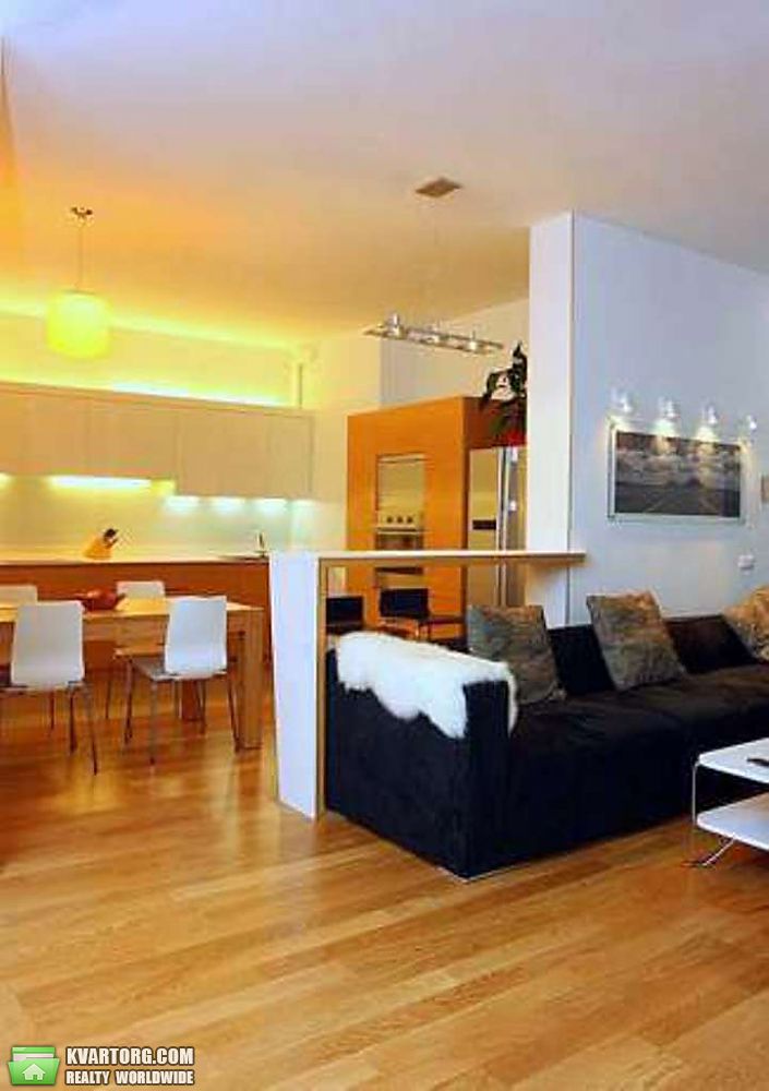 Rent out 3-room apartment. Киев,  Урловская — photo 7