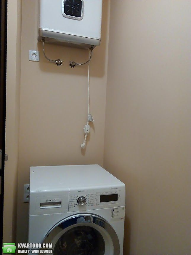 Rent out 2-room apartment. Киев,  Окипной — photo 5