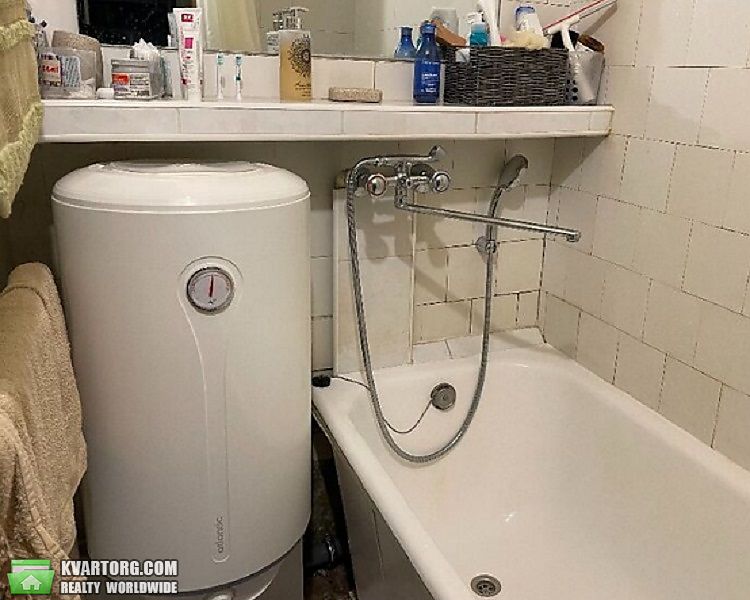 Sell 2-room apartment. Киев, Марка Безручко — photo 9