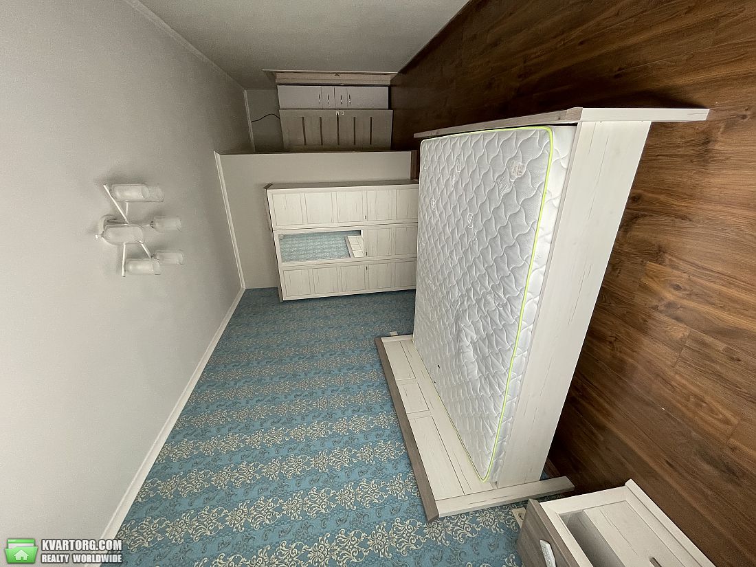 Rent out 2-room apartment. Киев,  Осокорская — photo 2