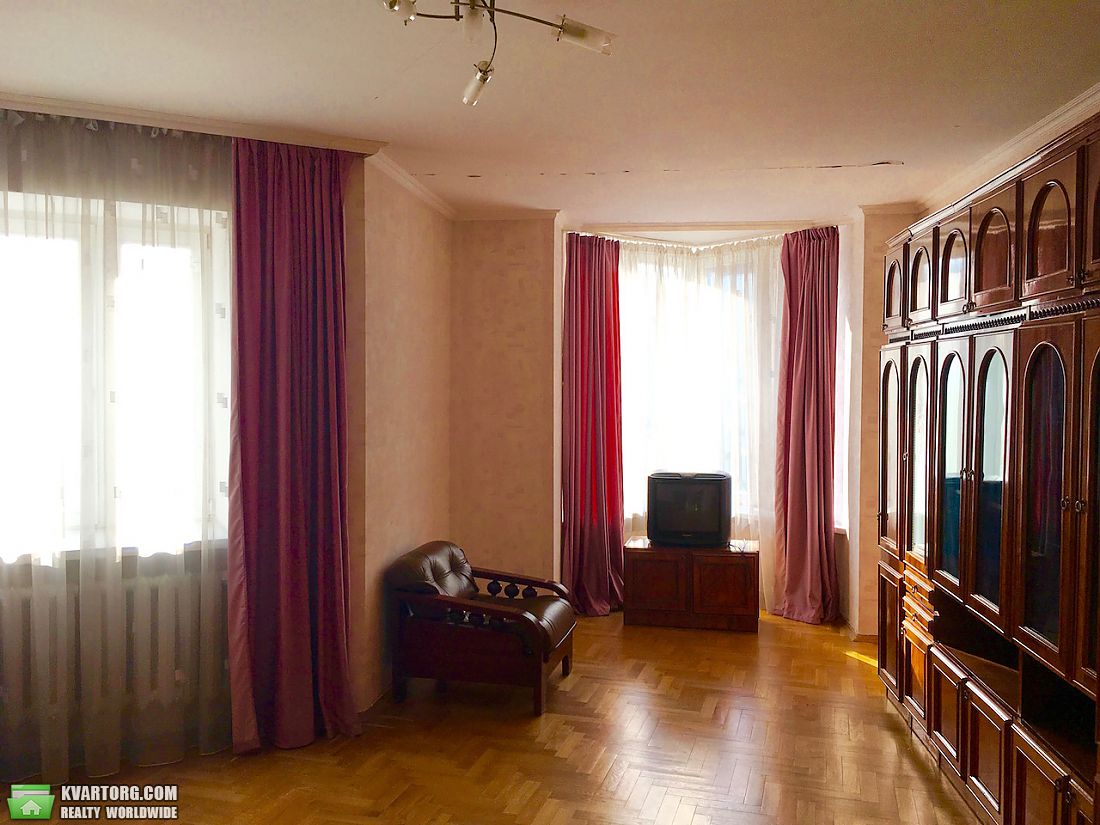 Sell 2-room apartment. Киев,  Срибнокильская — photo 3