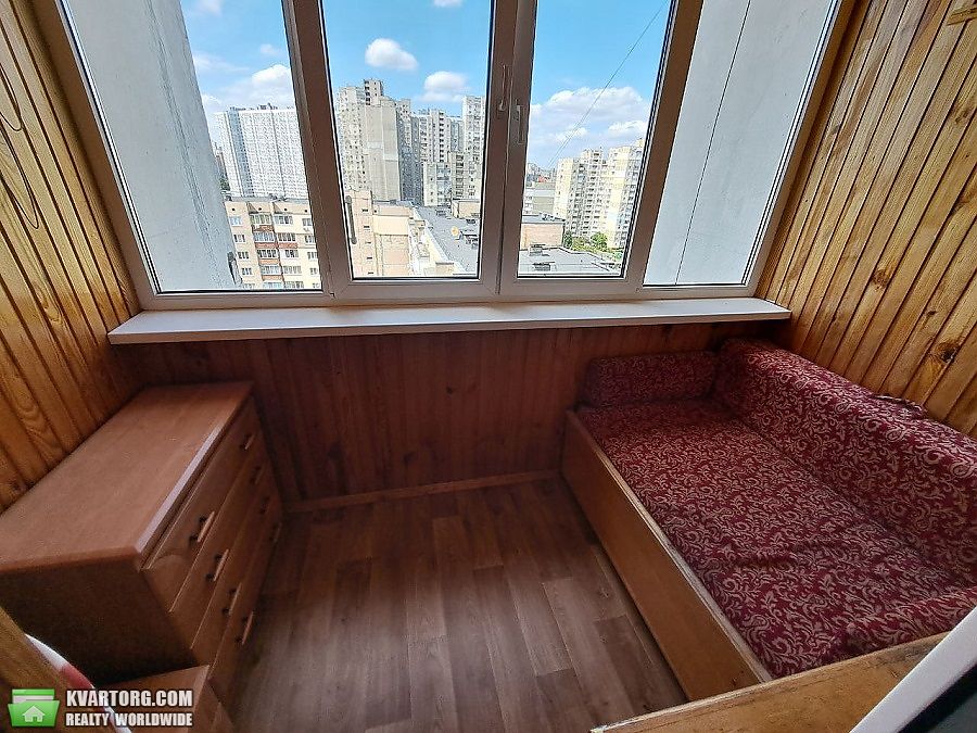 Rent out 2-room apartment. Киев,  Декабристов — photo 8