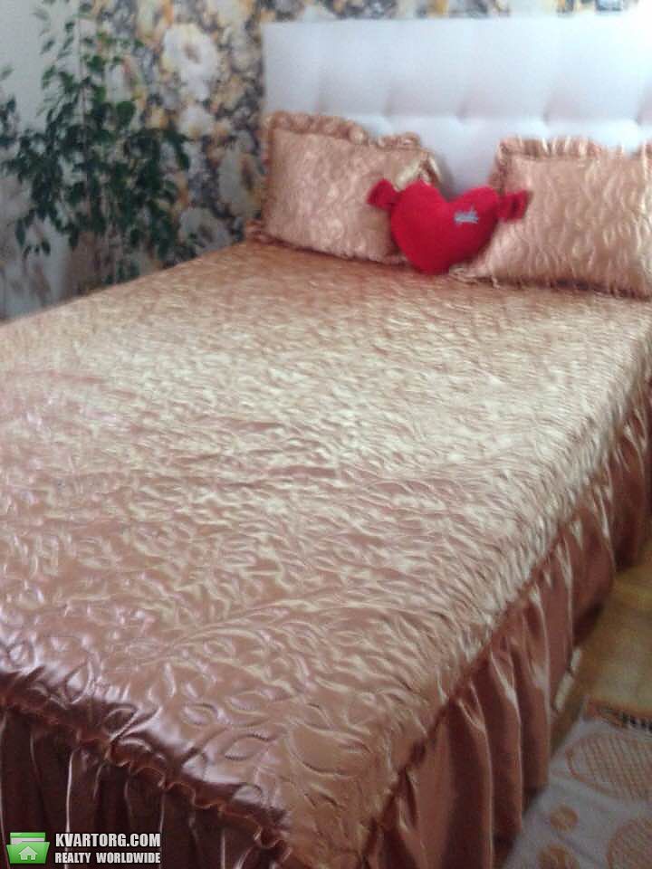 Rent out 3-room apartment. Киевская обл., чабаны — photo 1
