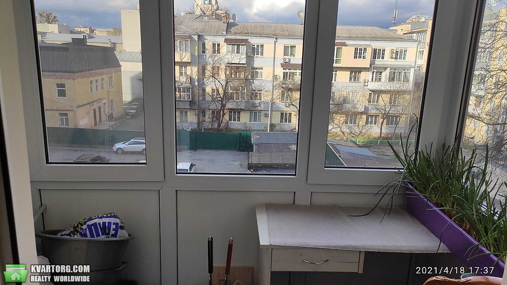 Sell 2-room apartment. Киев,  Липская — photo 7