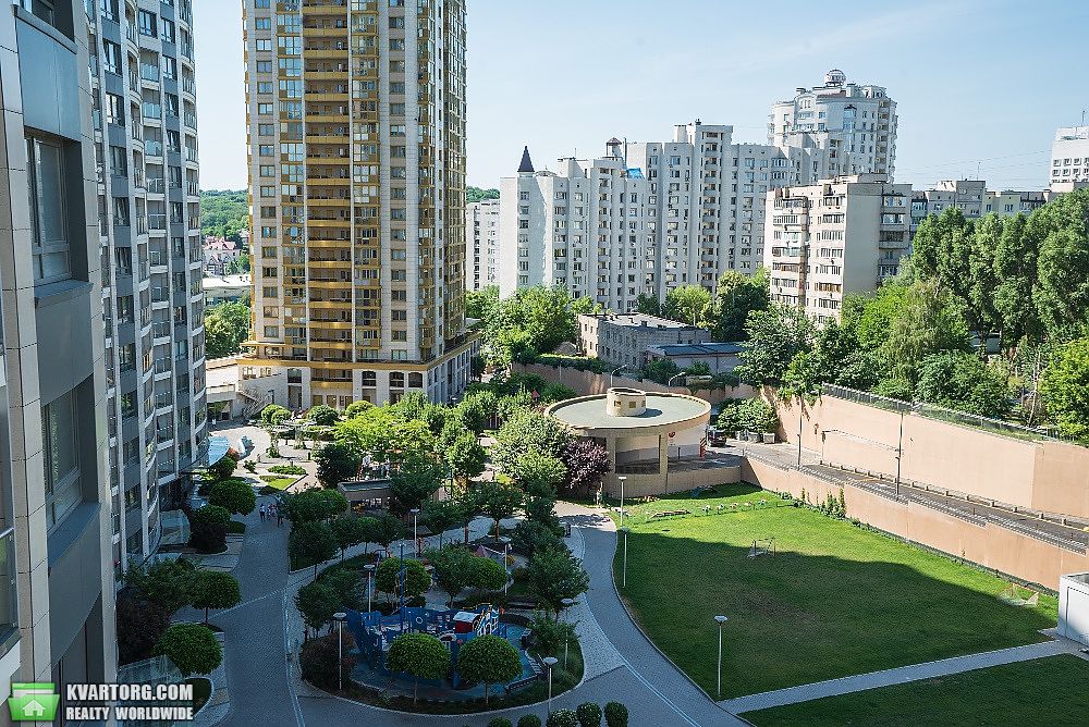 Rent out 2-room apartment. Киев,  Голосеевский пр — photo 1