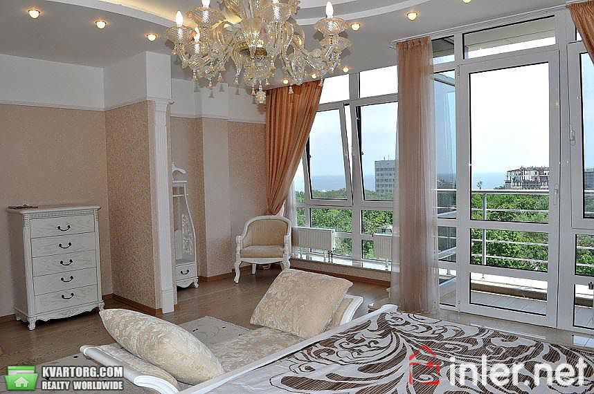 Sell 4-room apartment. Одесса, Французский бульвар — photo 1