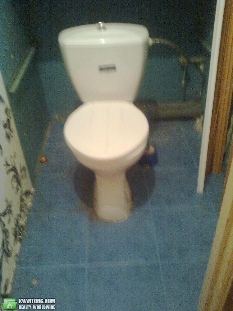 Rent out 1-room apartment. Киев,  Жмеринская — photo 4