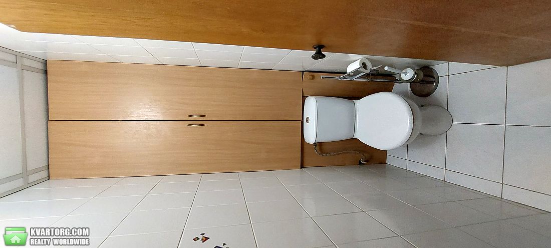 Rent out 3-room apartment. Киев,  Липковского — photo 9