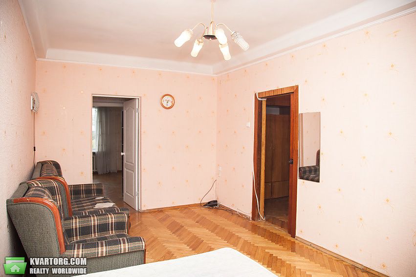 Sell 2-room apartment. Киев,  Лихачева — photo 1