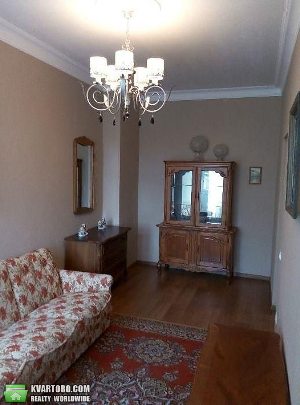 Rent out 3-room apartment. Киев,  Гончара — photo 3