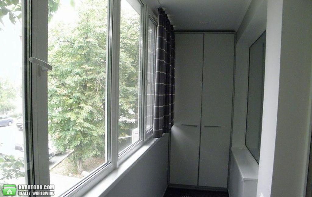 Rent out 3-room apartment. Киев,  Барбюса — photo 8