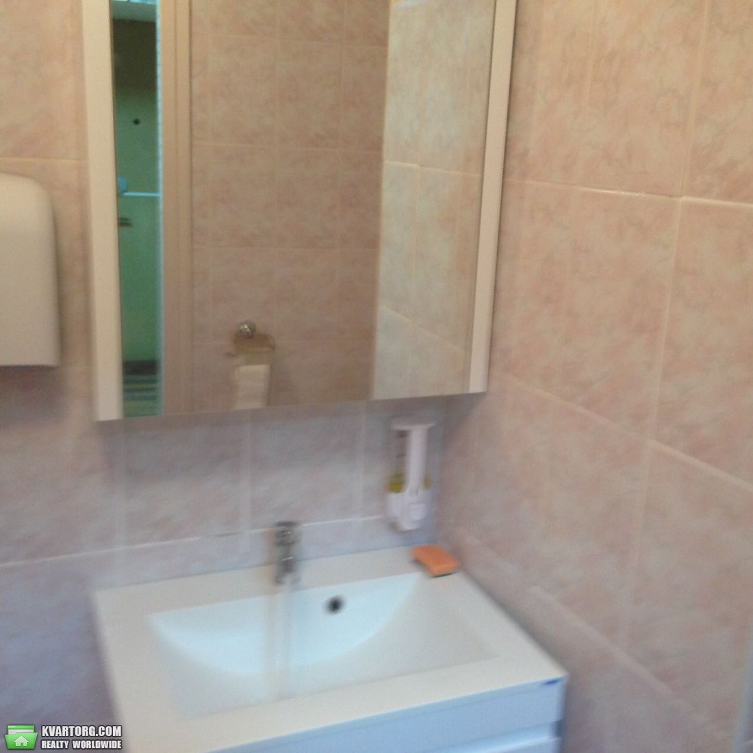 Rent out 3-room apartment. Киев,  Саксаганского — photo 10