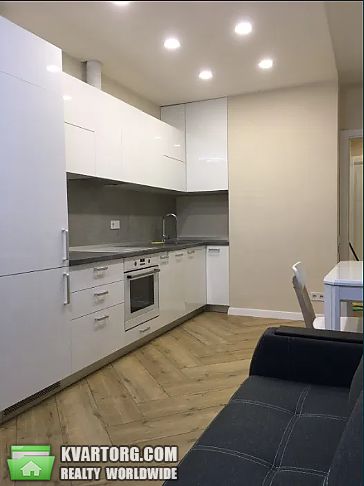 Rent out 2-room apartment. Киев, Вацлава гавела бул — photo 8