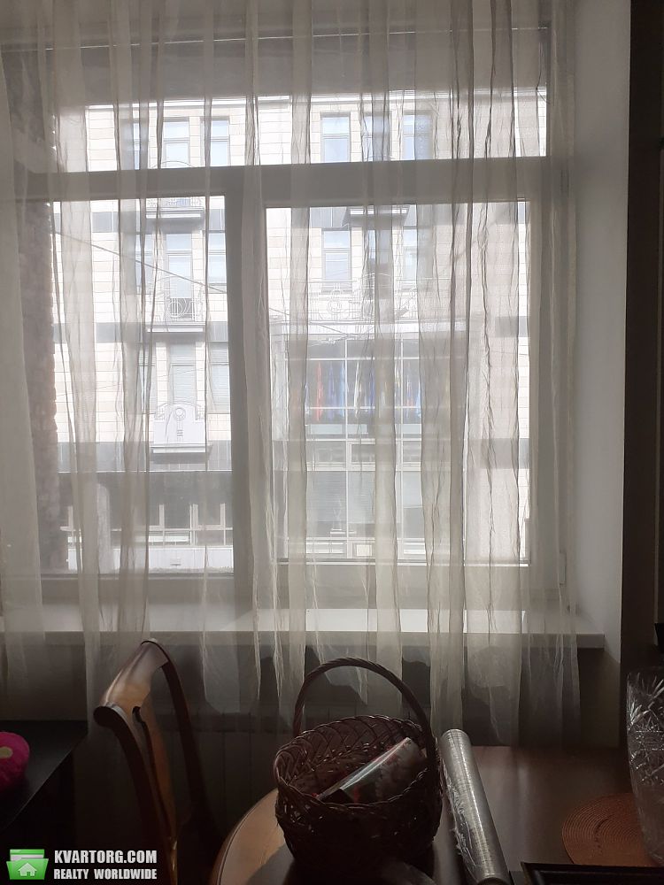Sell 4-room apartment. Киев, Большая Житомирская — photo 8