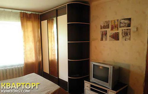Rent out 1-room apartment. Киев, Харьковское шоссе — photo 1