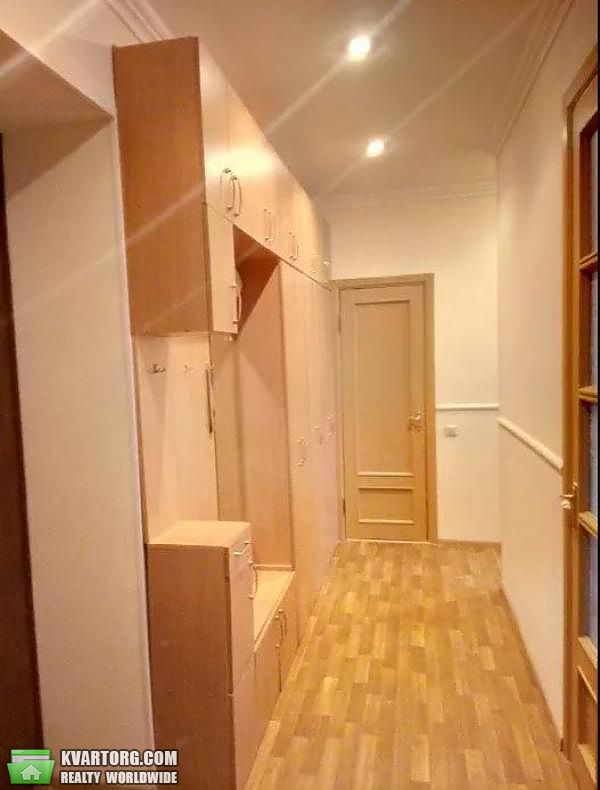 Rent out 2-room apartment. Киев,  Институтская — photo 9