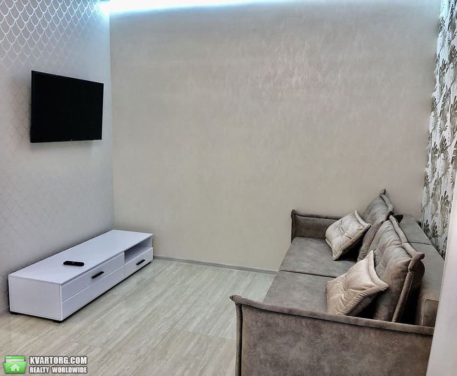Rent out 2-room apartment. Киев, Барбюса — photo 7